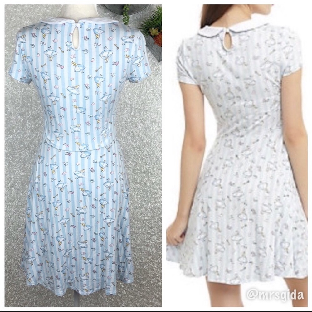 Alice in Wonderland Disney Dress | S - Picture 2 of 7